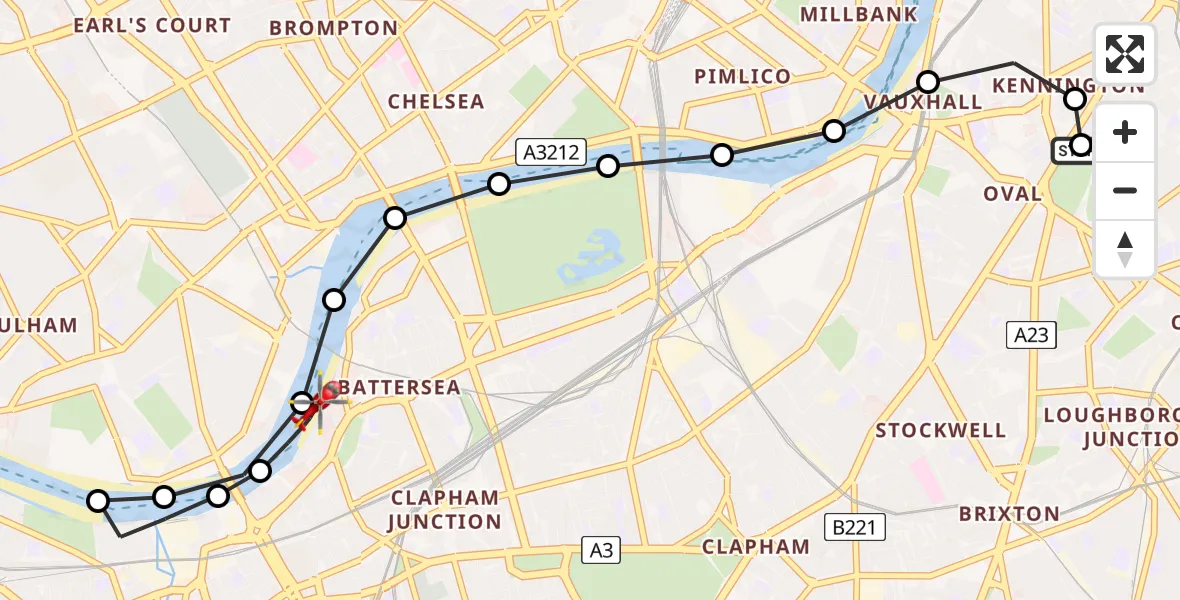 Flight route Air Ambulance Helicopter Elephant and Castle - Battersea, 24 June 2026, 17:36